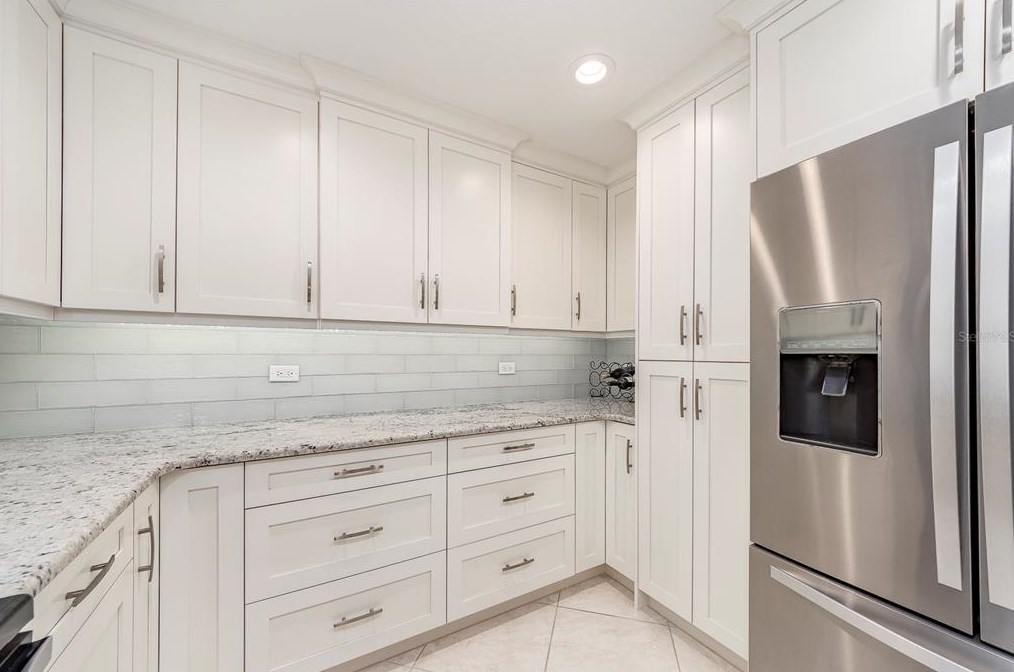 11233 142 Way, Largo FL  33774-4423 exterior