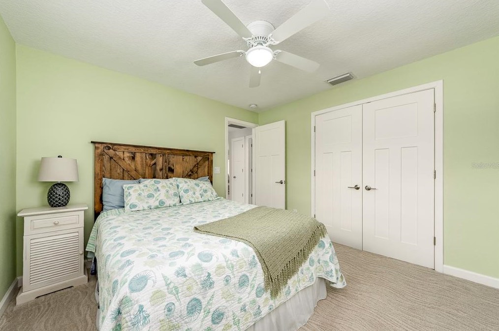 11233 142 Way, Largo FL  33774-4423 exterior