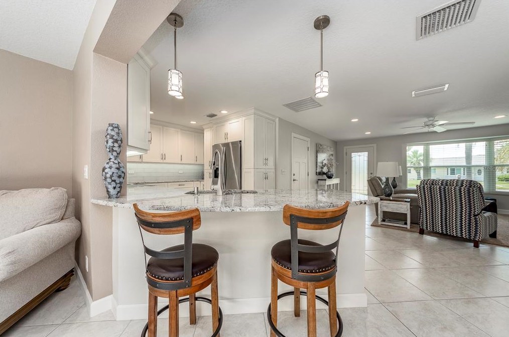 11233 142 Way, Largo FL  33774-4423 exterior