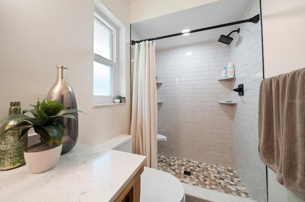 12903 Mia Cir, Largo FL exterior