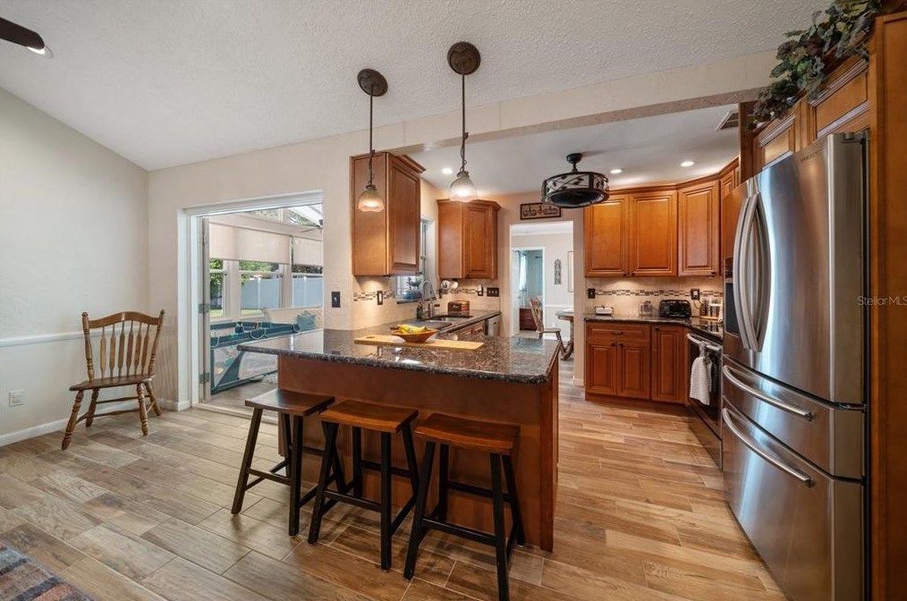 12903 Mia Cir, Largo FL exterior