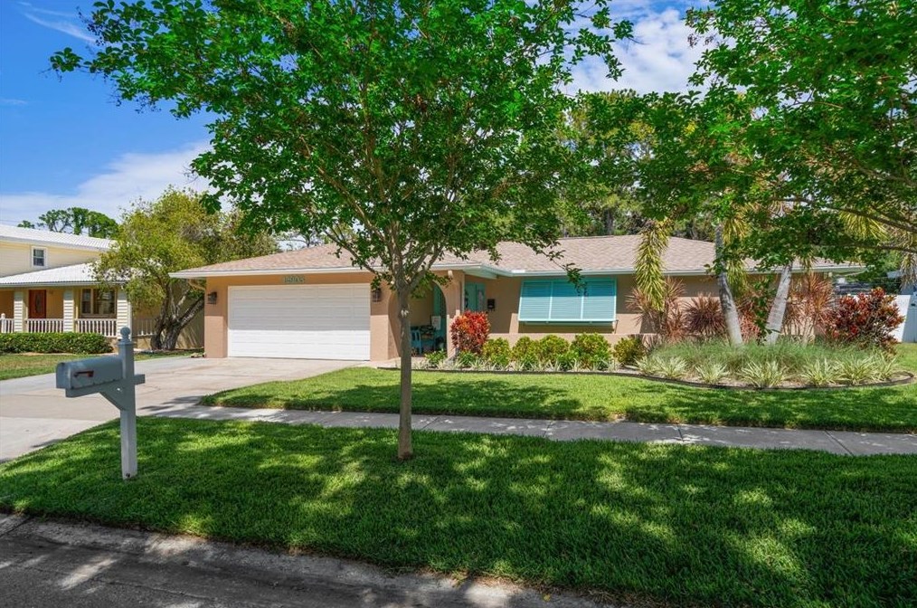 12903 Mia Cir, Largo FL exterior