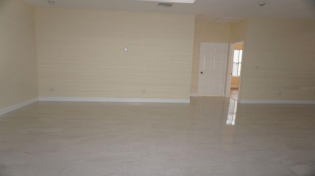 6015 82nd Ave, Pinellas Park FL  33781-1310 exterior