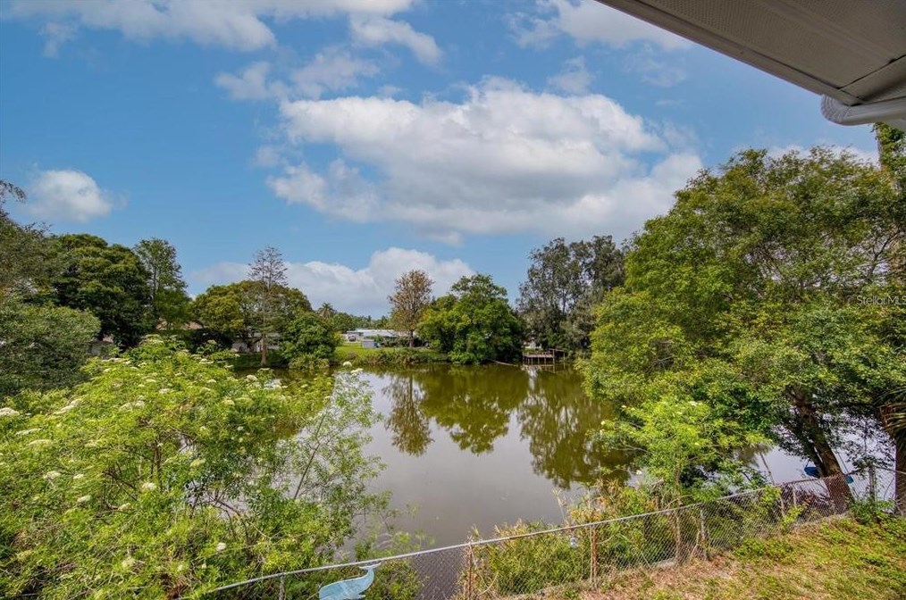 662 Union St, Dunedin FL 34698-8424 exterior