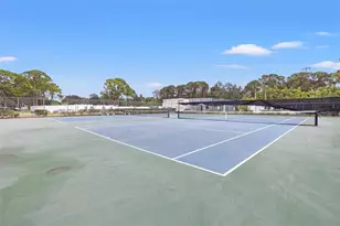 5660 80th St N, Saint Petersburg, FL 33709 - Photo 25