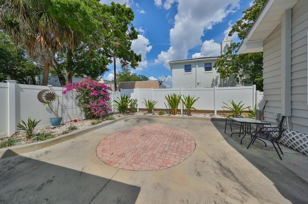 2309 North B St, Tampa FL 33609-2336 exterior