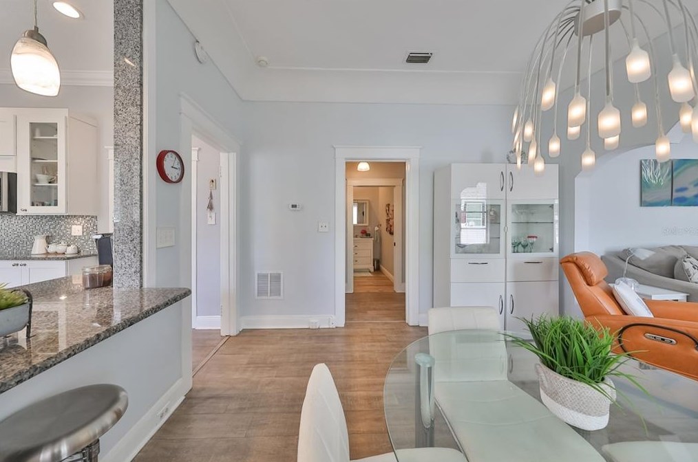 2309 North B St, Tampa FL 33609-2336 exterior