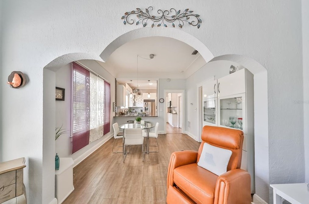 2309 North B St, Tampa FL 33609-2336 exterior