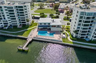 300 Woodette Dr, Dunedin, FL 34698 - Photo 3