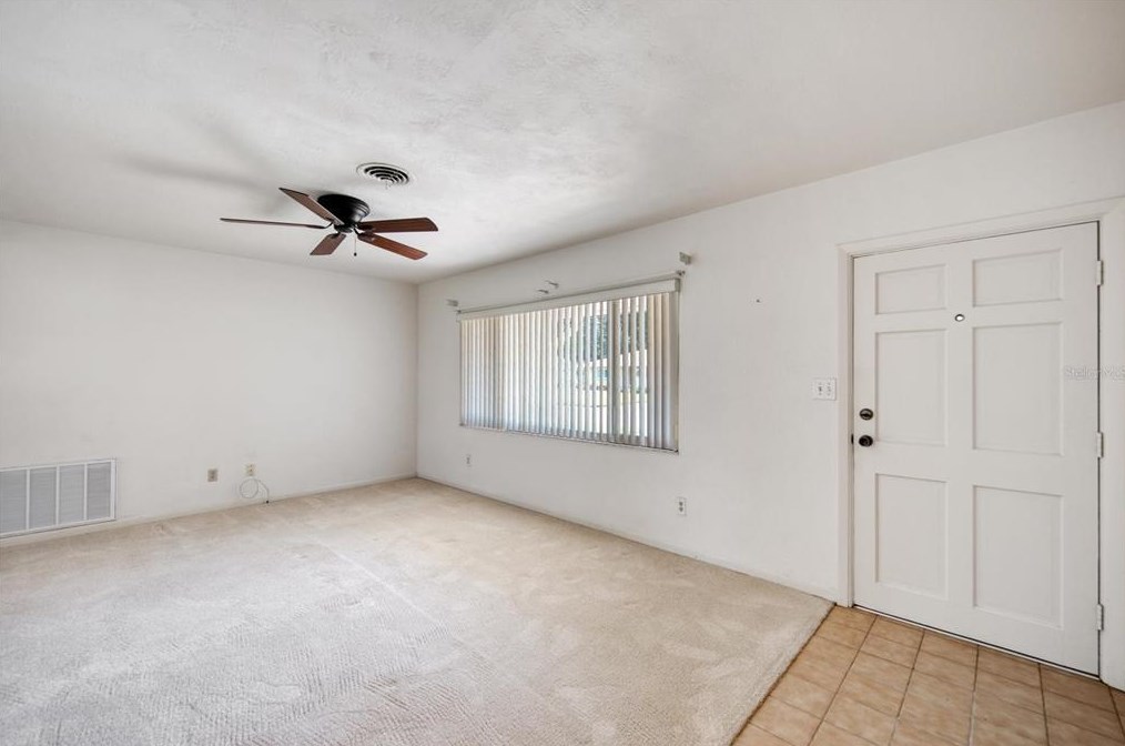 5297 35 Ter, Saint Petersburg FL  33710-2014 exterior