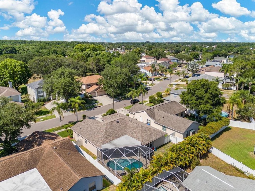 11306 Glenmont Dr, Tampa FL 33635-1531 exterior