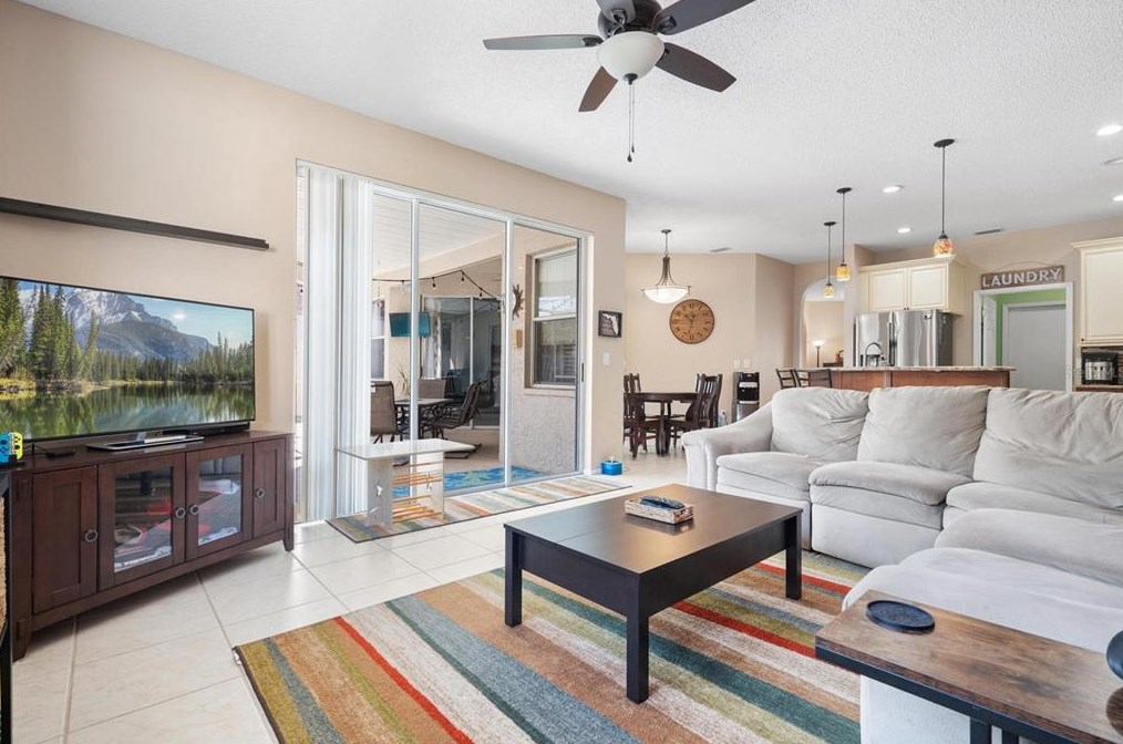 11306 Glenmont Dr, Tampa FL 33635-1531 exterior