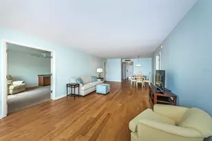 5130 Brittany Dr S, Saint Petersburg, FL 33715 - Photo 5