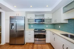 5130 Brittany Dr S, Saint Petersburg, FL 33715 - Photo 11