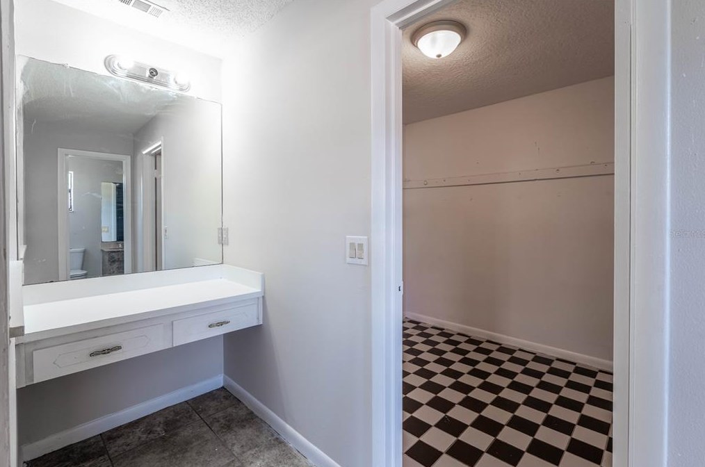 3334 Henry St, Melbourne FL 32901-8016 exterior