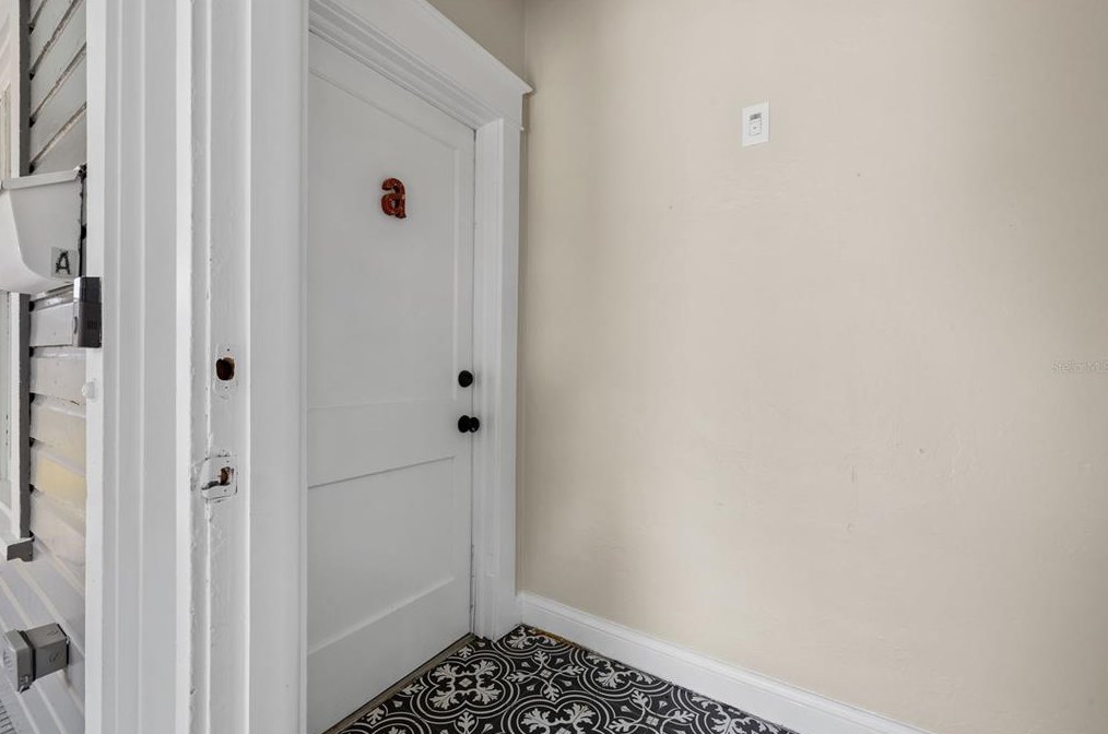 5901 Ola Ave, Tampa FL 33604-6615 exterior