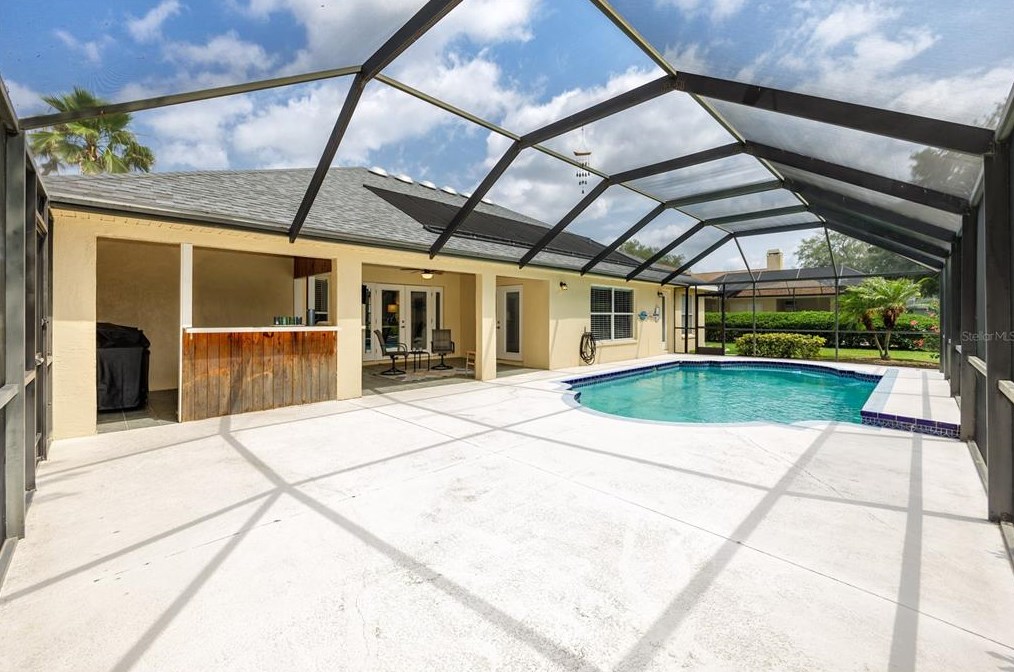 3019 Sutton Woods Dr, Plant City FL  33566-9614 exterior