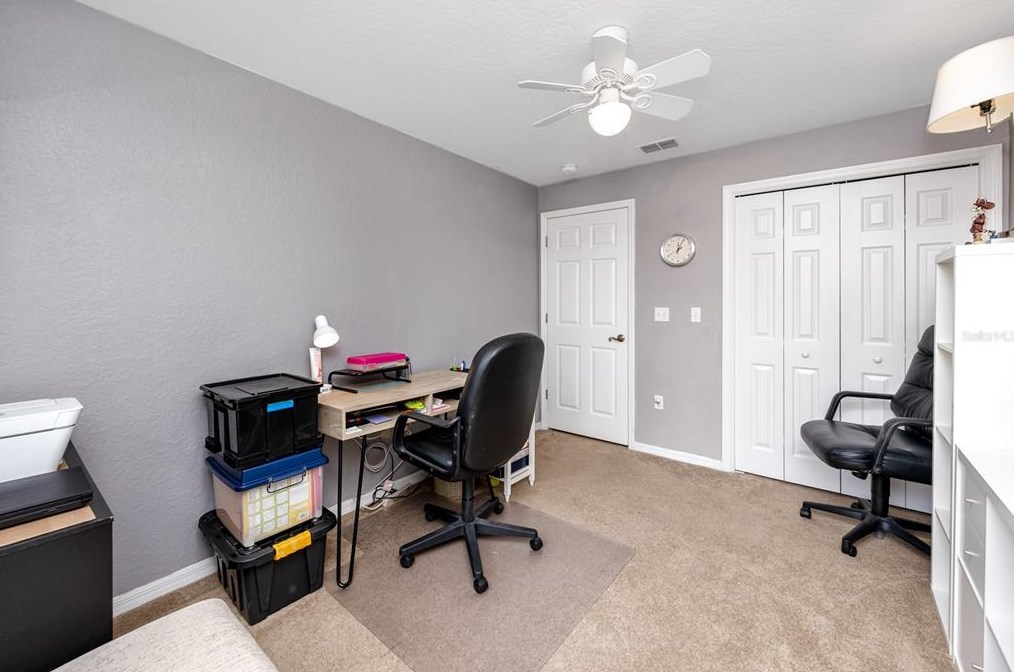 3019 Sutton Woods Dr, Plant City FL  33566-9614 exterior