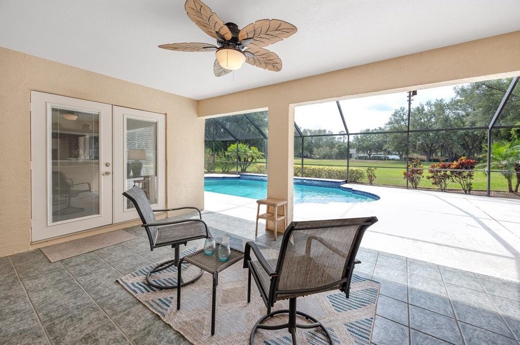 3019 Sutton Woods Dr, Plant City FL  33566-9614 exterior