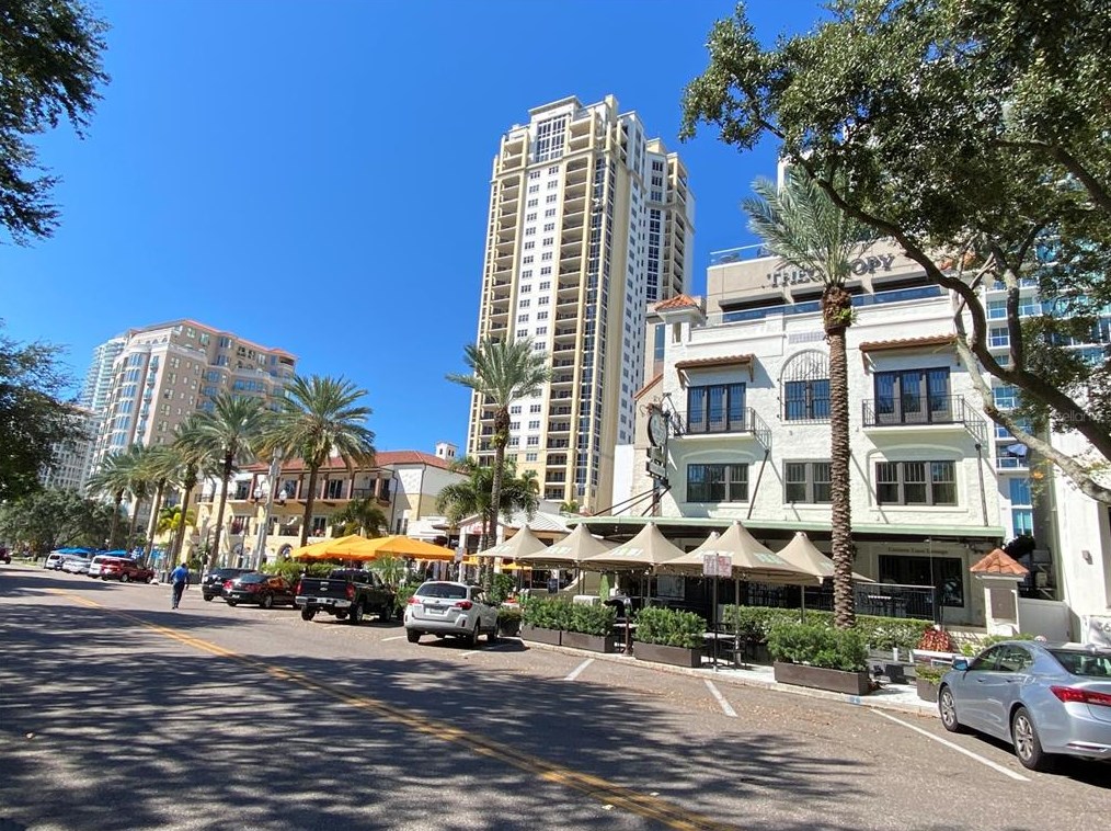 4981 61 Ave, Saint Petersburg FL  33712-4921 exterior