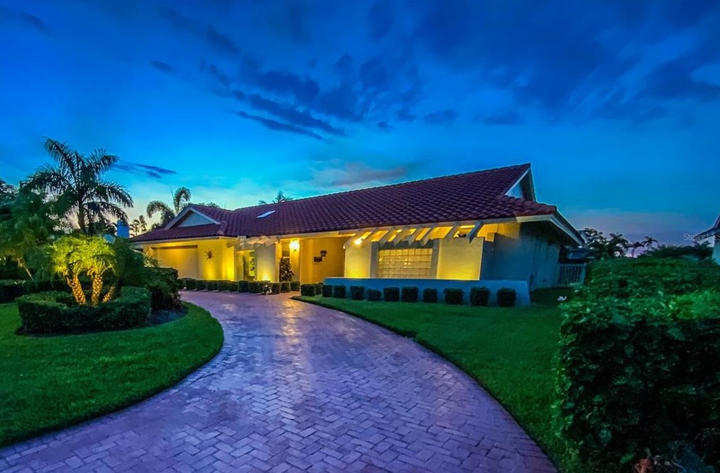 4981 61 Ave, Saint Petersburg FL  33712-4921 exterior
