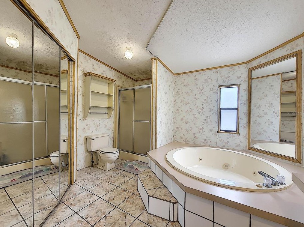 13910 Parkwood St, Port Richey FL  34669-3936 exterior