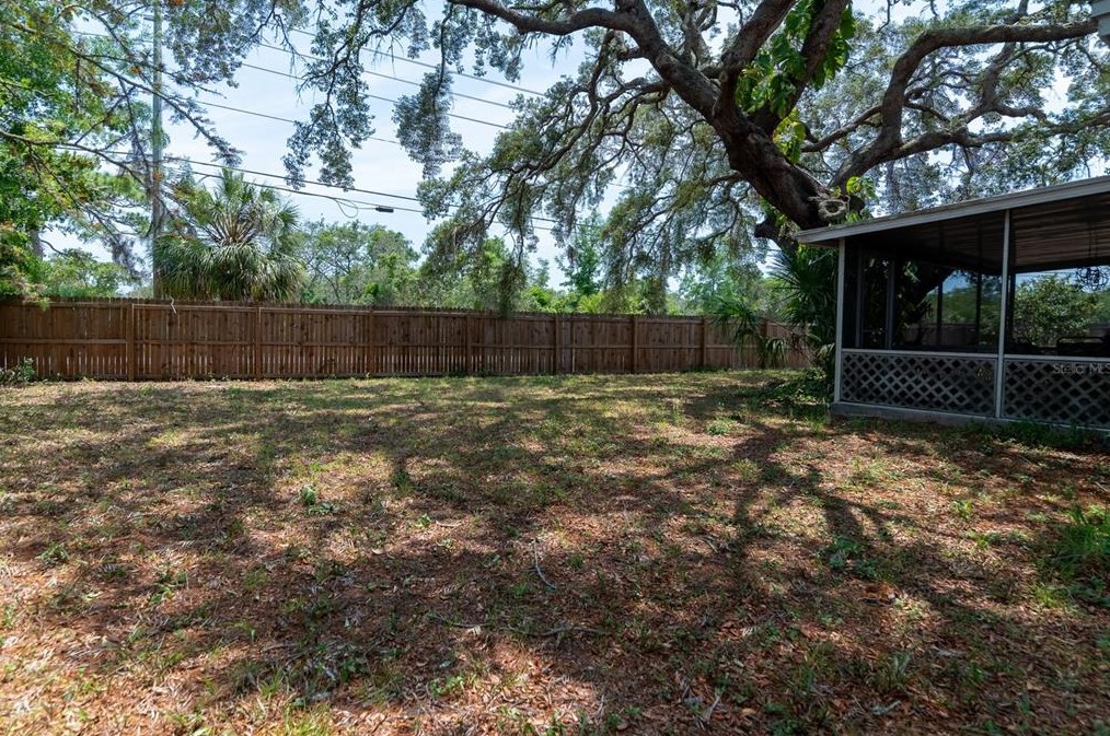 1309 Ironworks Ln, Tarpon Springs FL  34689-2937 exterior