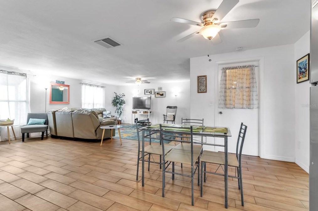 1309 Ironworks Ln, Tarpon Springs FL  34689-2937 exterior