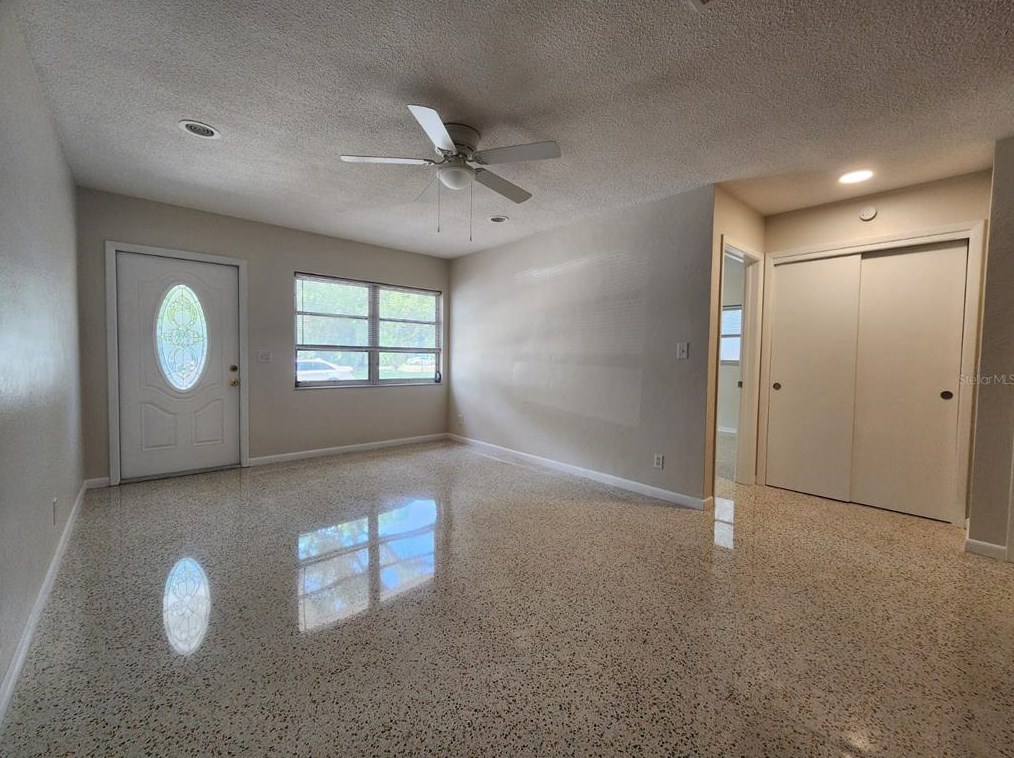 4667 26th Ave, Saint Petersburg FL  33711-3327 exterior