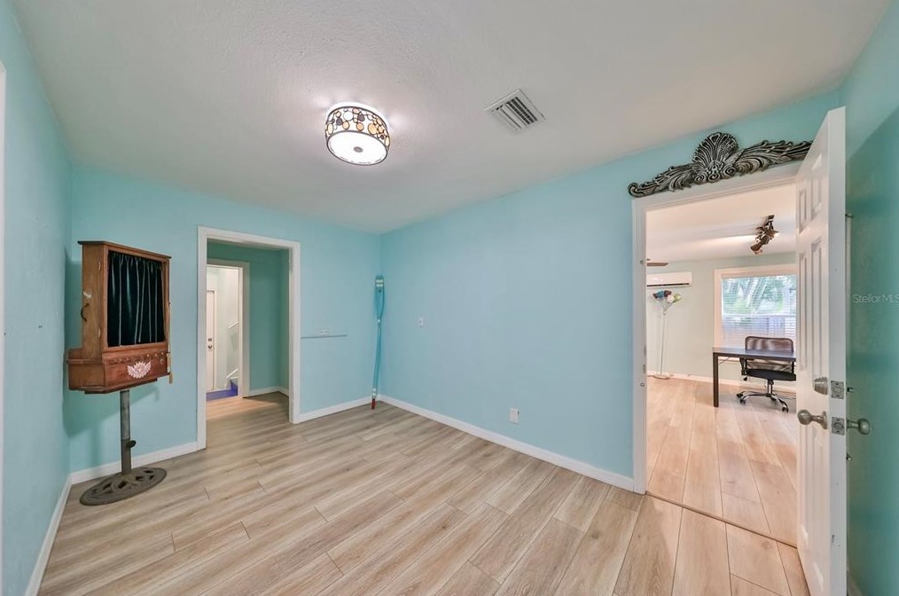 3113 57, Saint Petersburg FL  33710-2531 exterior