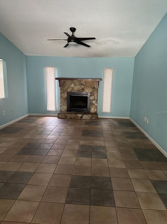 222 Earl St, Tarpon Springs FL  34689-3834 exterior
