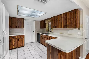 1811 Martin Rd, Dover, FL 33527 - Photo 25