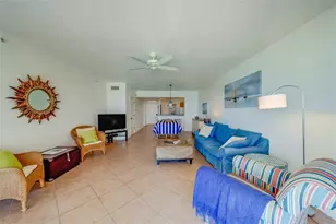 16550 Gulf Blvd, North Redington Beach, FL 33708 - Photo 7