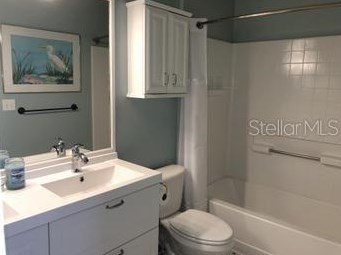 769 Tremont Greens Ln, Ruskin FL  33573-8040 exterior