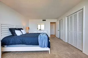 736 Island Way, Clearwater Beach, FL 33767 - Photo 23