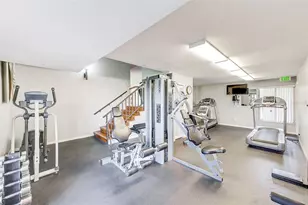 736 Island Way, Clearwater Beach, FL 33767 - Photo 29