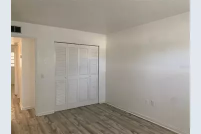 911 Washington Avenue #212, Largo, FL 33770 - Photo 7