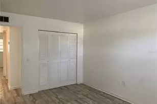 911 Washington Ave, Largo, FL 33770 - Photo 7