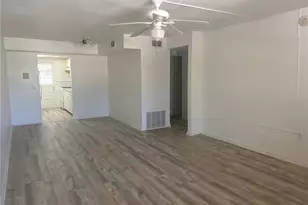 911 Washington Ave, Largo, FL 33770 - Photo 3