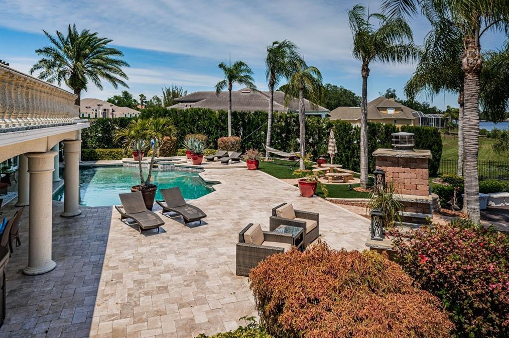 1303 Jasmine Ave, Tarpon Springs FL  34689-5230 exterior