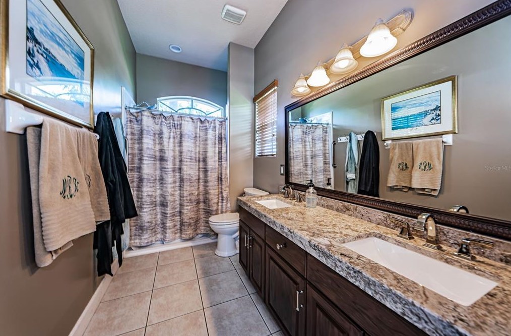 1303 Jasmine Ave, Tarpon Springs FL  34689-5230 exterior