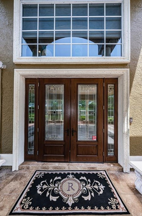 1303 Jasmine Ave, Tarpon Springs FL  34689-5230 exterior