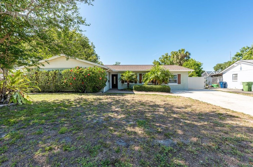 2313 Fern Cir, Tampa FL 33604-5726 exterior