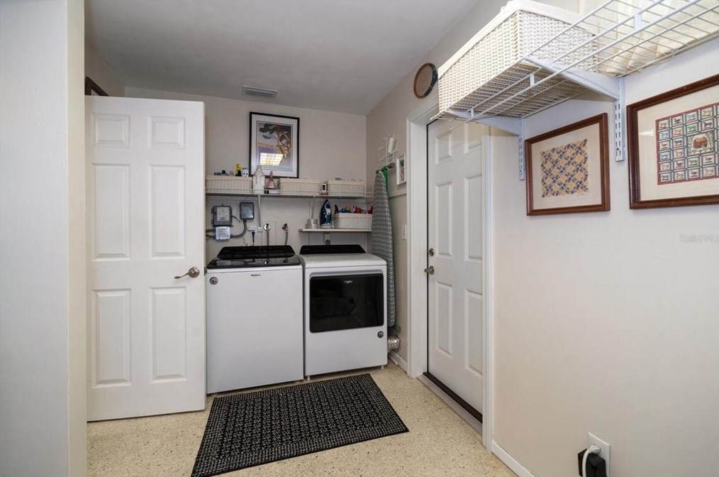 437 18 Ave, Belleair Beach FL  33785-2921 exterior