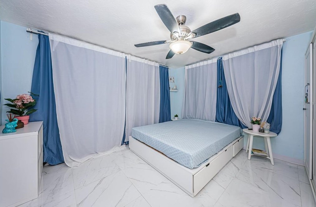 4846 Gaslight Ave, Tarpon Springs FL  exterior