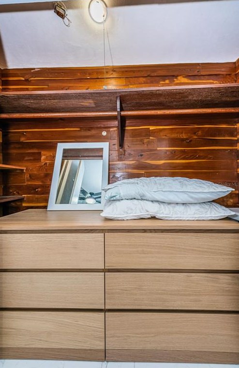 4846 Gaslight Ave, Tarpon Springs FL  exterior