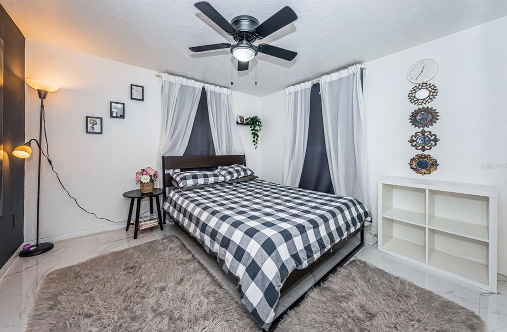 4846 Gaslight Ave, Tarpon Springs FL  exterior