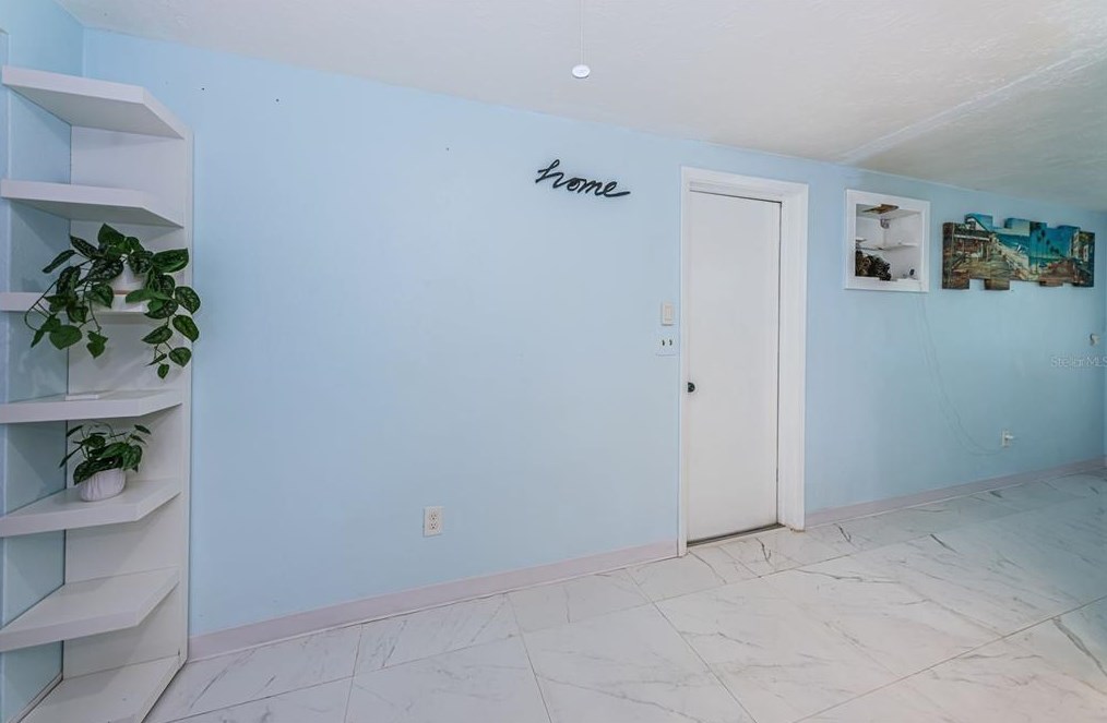 4846 Gaslight Ave, Tarpon Springs FL  exterior