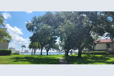 6219 Palma Del Mar Boulevard S #206, Saint Petersburg, FL 33715 - Photo 11