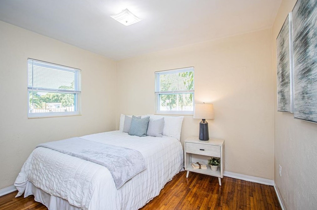 6650 31 Ter Ct, Saint Petersburg FL  exterior